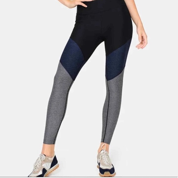 Outdoor Voices Colorblock Leggings - Black, Blue, Gray Size Medium - Picture 3 of 5